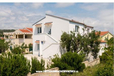 BayBeach Apartmaji Sevid foto 5