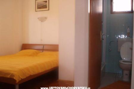 Apartmaji Marija foto 3