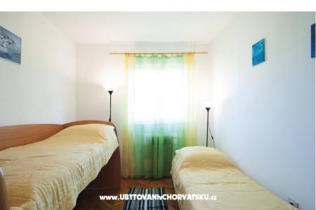 Apartmaji Mirjana foto 3