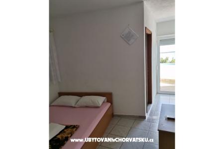 Apartmaji Danijela  foto 3