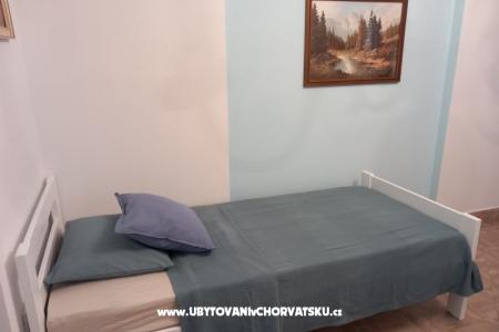 Apartmaji Marija foto 4