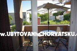 Apartmaji Mirko i Jela foto 2