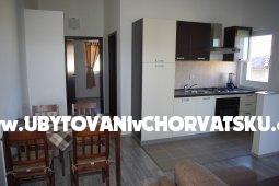 Apartmaji Mirko i Jela foto 4
