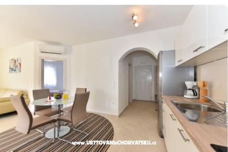 Apartmaji Ana foto 4