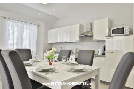 Apartmaji Mica foto 2