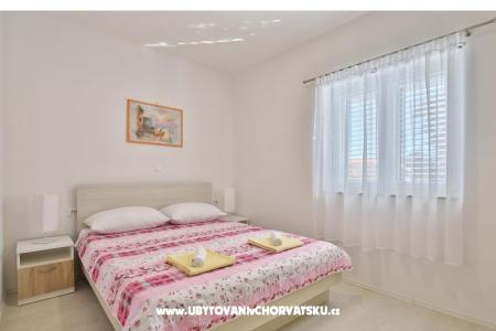 Apartmaji Mica foto 5