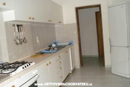 Apartmaji Jakišnica foto 5