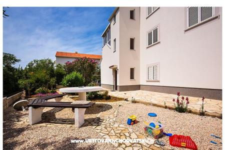 Apartmaji Lucija foto 2