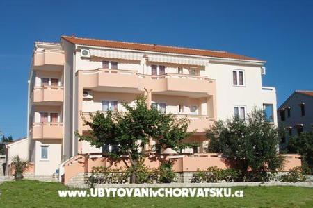 Apartmaji Meri - Novalja, Pag foto 2