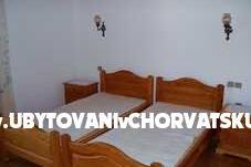 Apartmaji Ropus foto 4