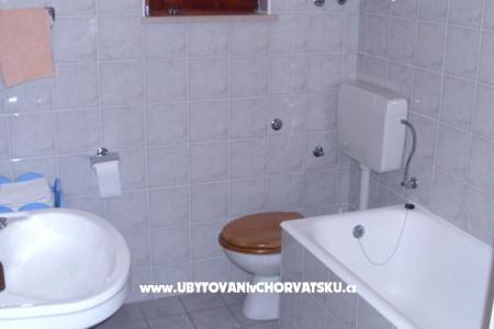 Družinska hiša foto 5