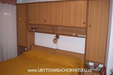 Apartmaji Marija foto 2