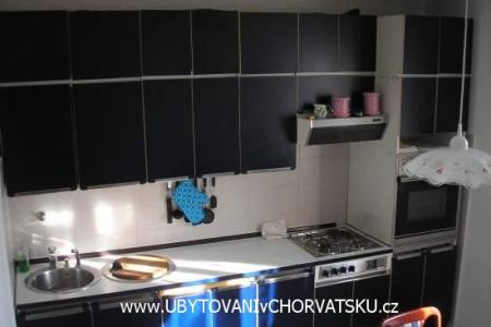Apartmaji Marija foto 4