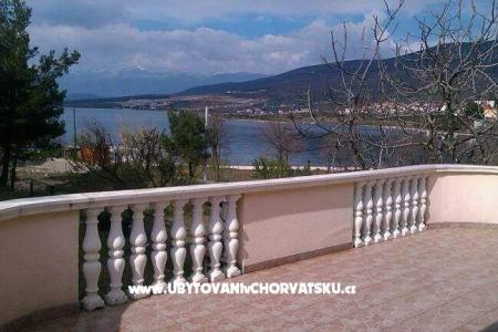 Apartma Dedi foto 2