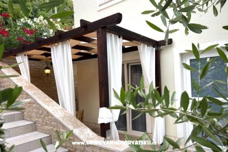 Apartmaji Gajeta Povile foto 5