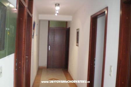 Apartmaji Jure foto 3