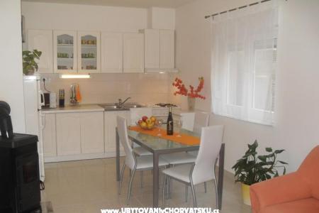 Apartma Kuvačić foto 3