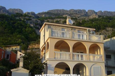 Apartma Lidija  Omiš Hrvaška