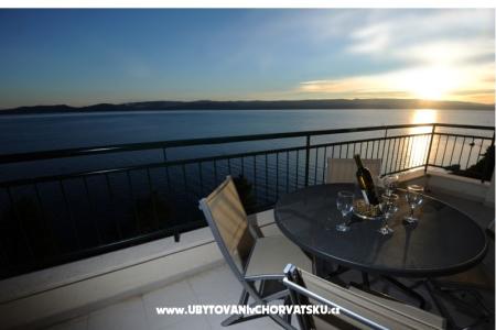  Apartmaji Andrea Omiš Hrvaška