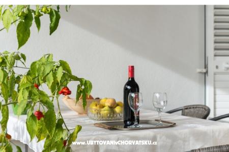 Apartmaji Mila Tomasović foto 4