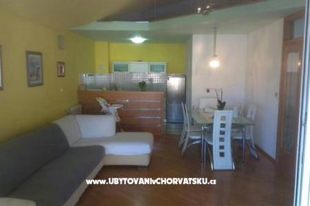 Apartmaji MIRNA&MATEA foto 4
