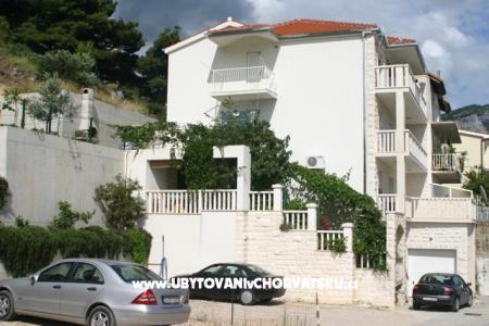 Apartmaji Tonka Omiš Hrvaška