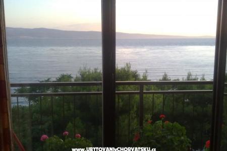 Apartmamate omiš foto 4