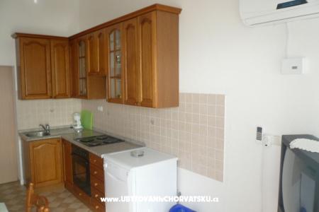 Apartmaji Cvitanovic foto 4