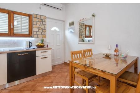 Apartmaji Tamaris - Suhi Potok foto 3