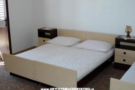 Apartmaji Ante foto 2