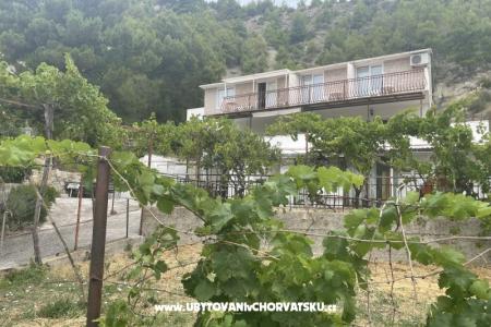Apartmaji Stanic Omiš Hrvaška