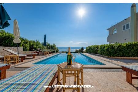 Apartmaji Tafra Omiš Hrvaška