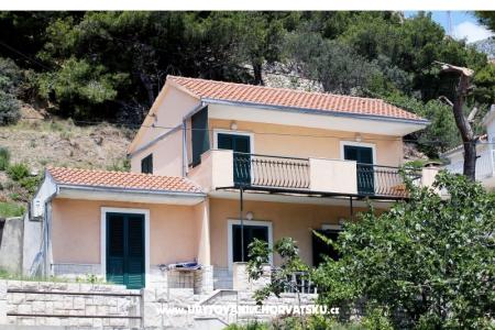Apartmaji Villa Dalmas  foto 2