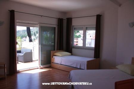 Apartmaji Villa Mare foto 3