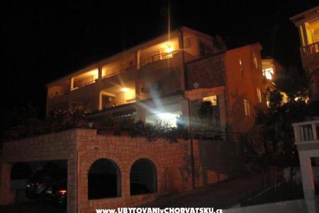 Pansion Radoslav Omiš Hrvaška