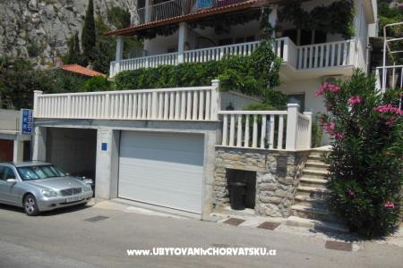 Petar apartmani Omis Omiš Hrvaška