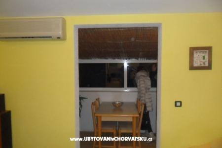 Apartmaji Toni foto 4
