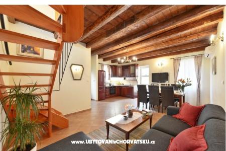 Villa Lili Omiš Hrvaška
