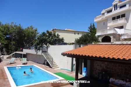 Villa Rosanda Omiš Hrvaška