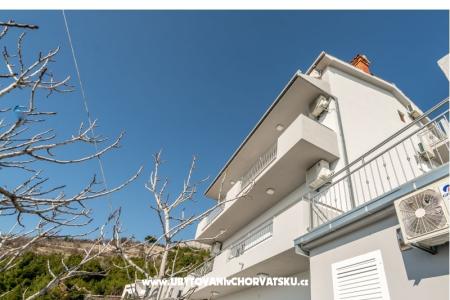 Apartmaji Sonata Omiš Hrvaška