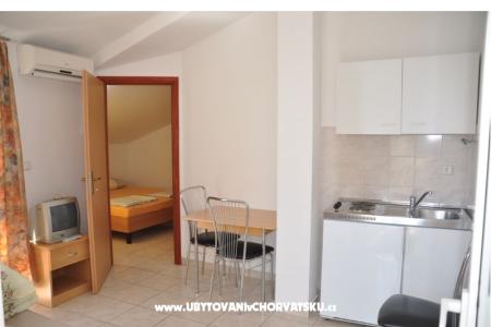 Apartmaji Tatjana foto 5