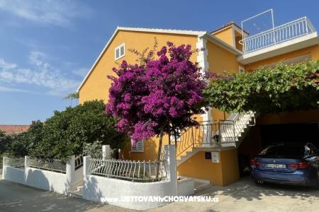 Apartmaji  Ante Orebić - Pelješac Hrvaška