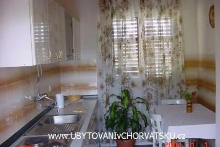 Apartmaji Mirjana foto 3