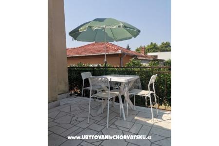Apartmaji Mirjana foto 4