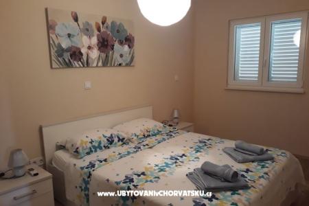 Apartmaji Juliet foto 4