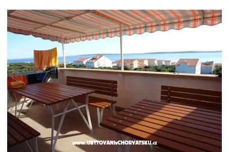Apartmaji Salvia island Pag Mandre otok Pag Hrvaška