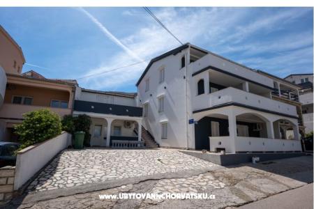 Apartmaji Tanja i Josipa otok Pag Hrvaška