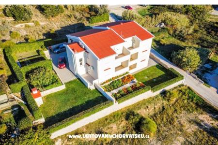 Apartmaji Fabijanic otok Pag Hrvaška