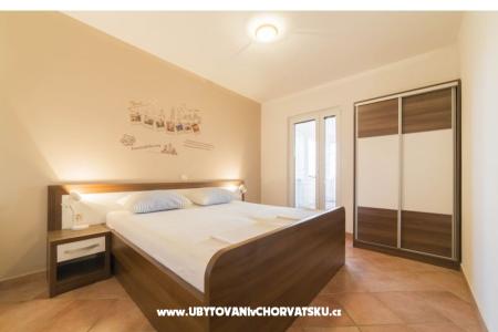 Apartmaji Damir foto 2