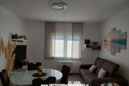 Apartmaji na moru foto 3